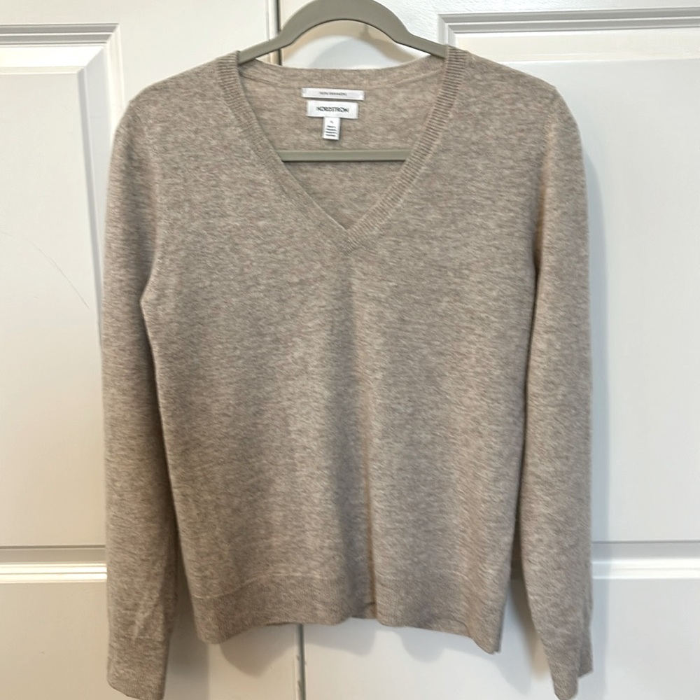 Nordstrom 100% cashmere sweater size S